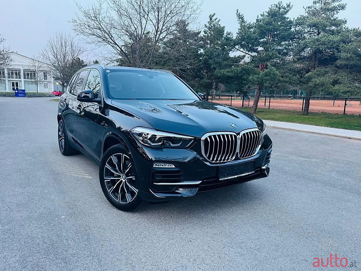 2019' BMW X5 photo #6