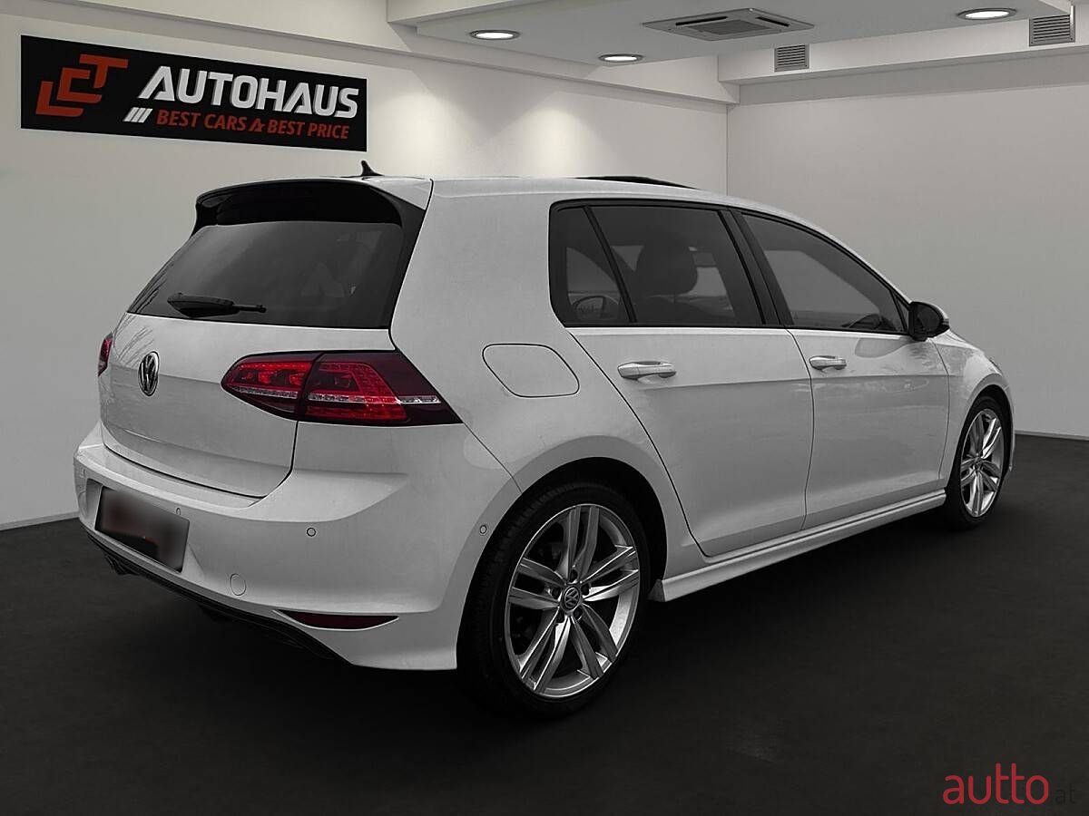 2015' Volkswagen Golf photo #6