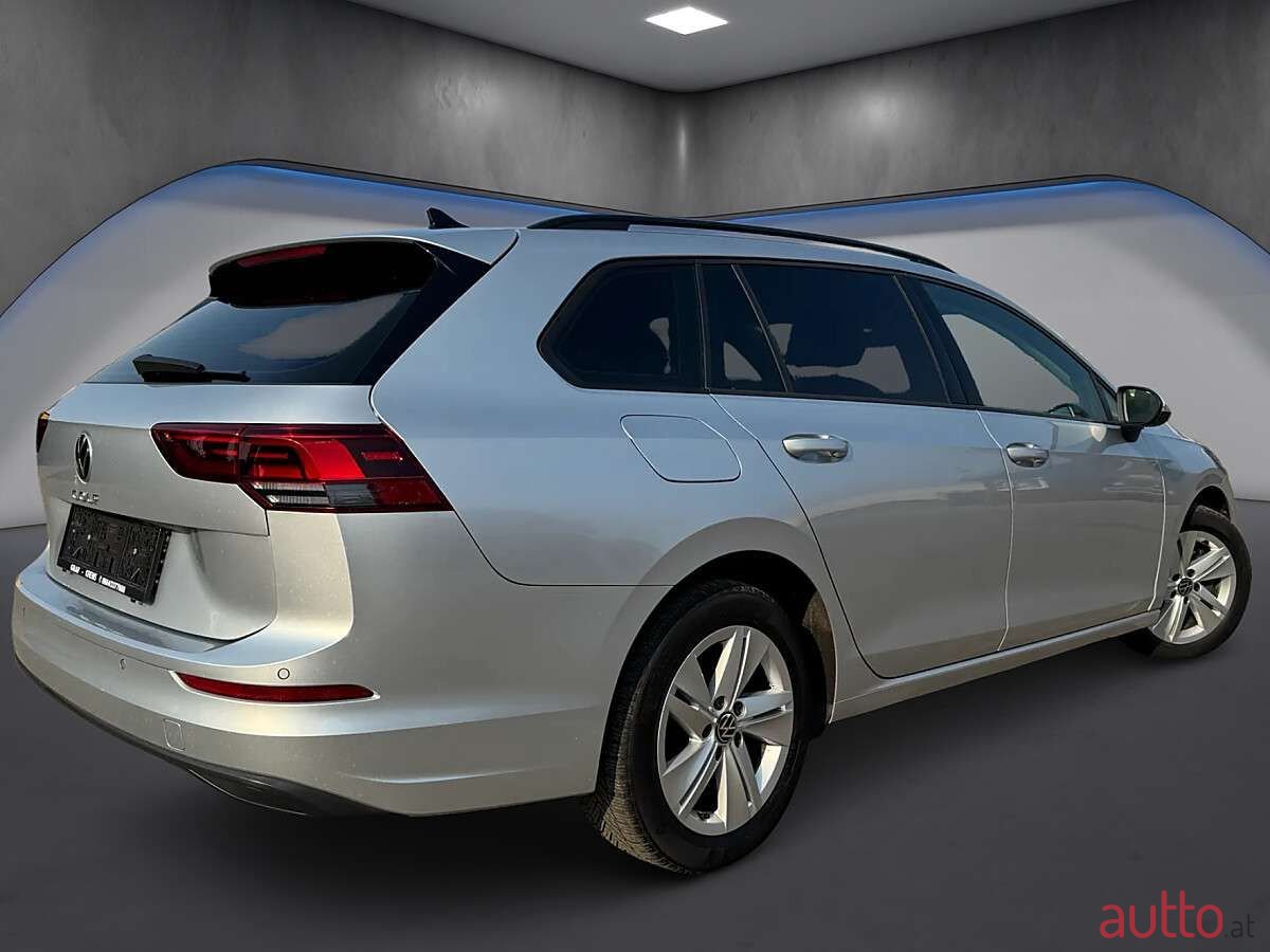 2021' Volkswagen Golf photo #5