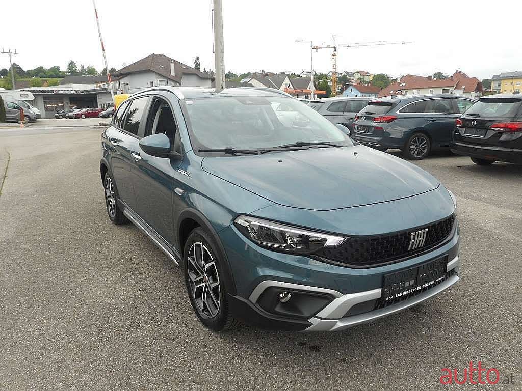 2022' Fiat Tipo photo #2