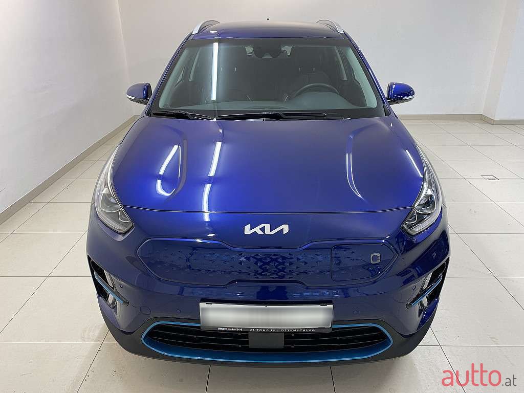 2022' Kia Niro photo #1