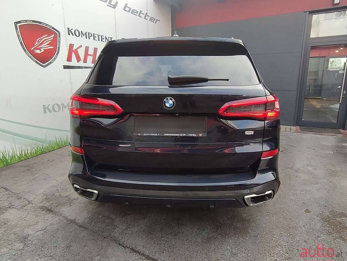 2019' BMW X5 photo #5