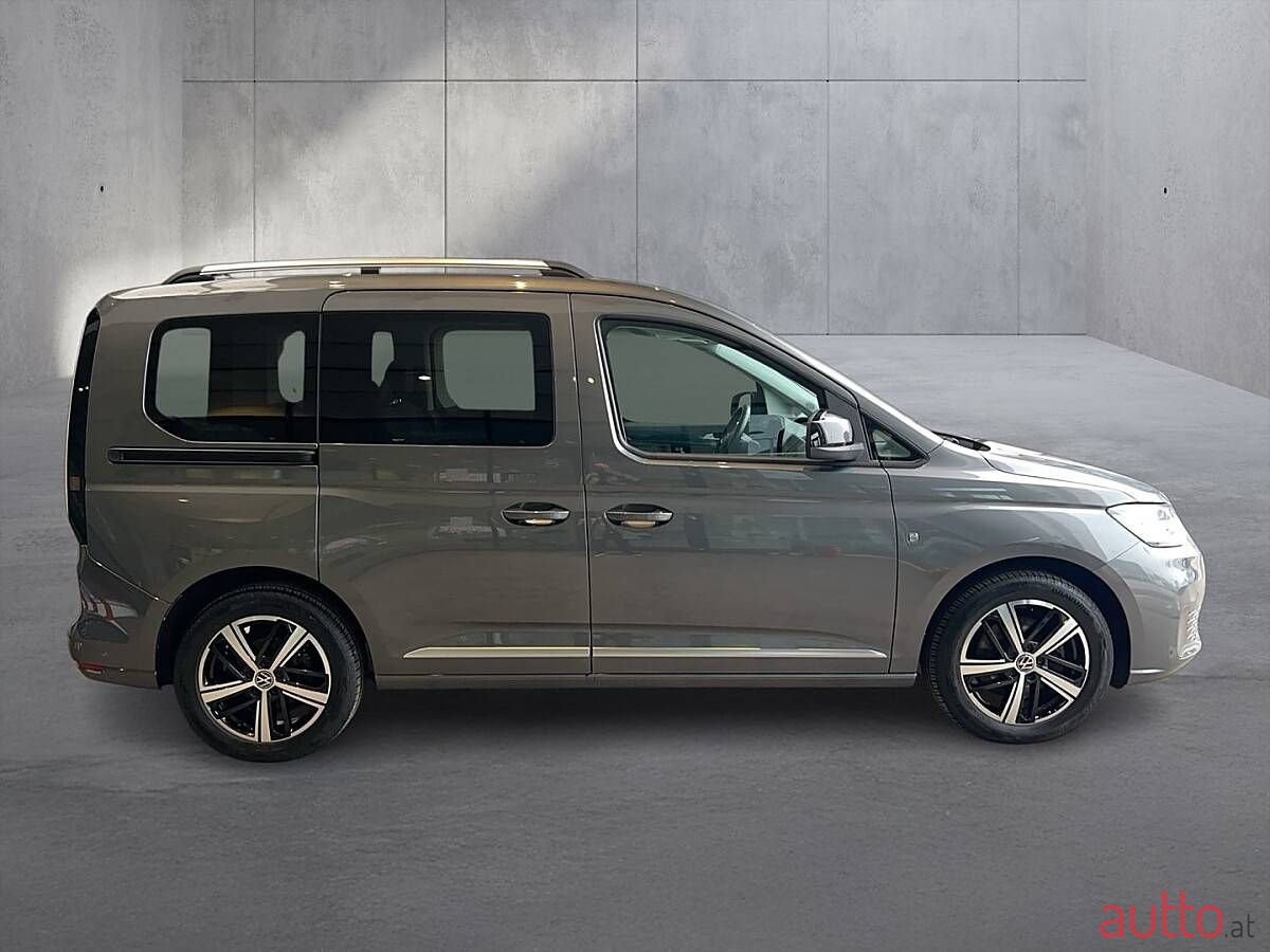 2021' Volkswagen Caddy photo #6