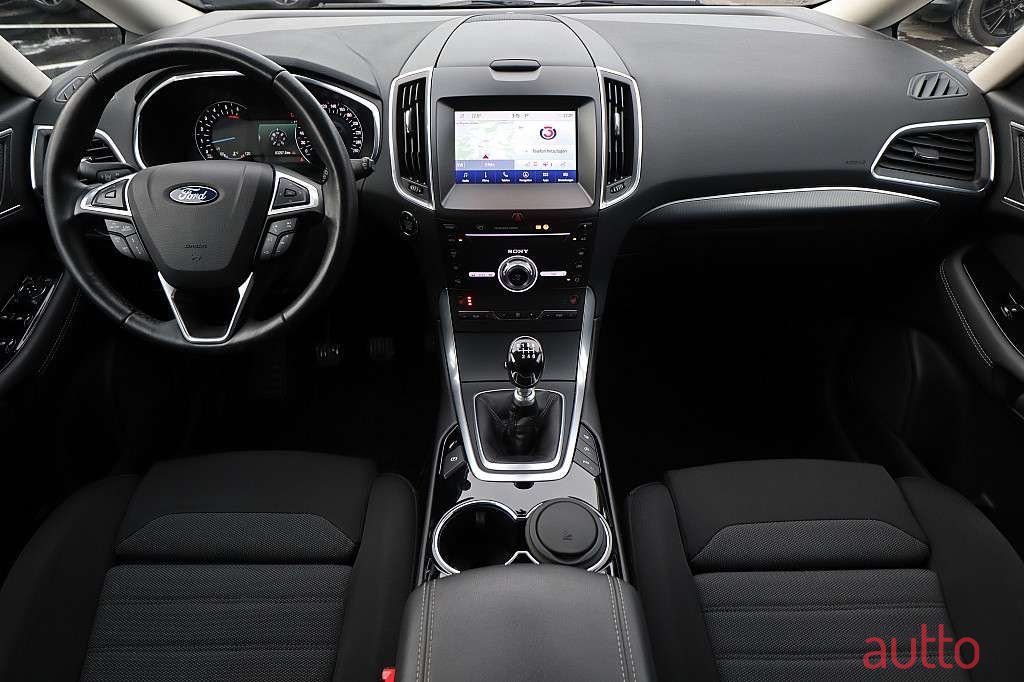 2021' Ford Galaxy photo #5