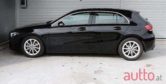 2019' Mercedes-Benz A-Klasse photo #1