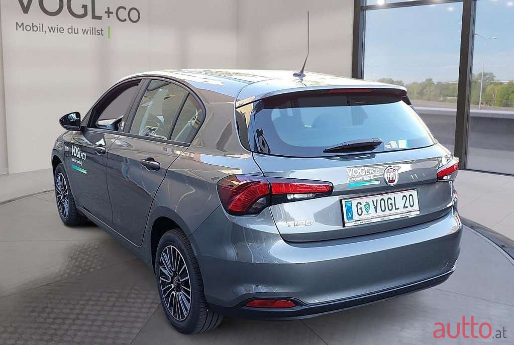 2022' Fiat Tipo photo #3