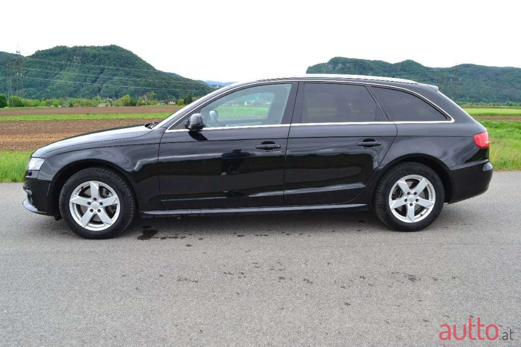 2011' Audi A4 photo #4