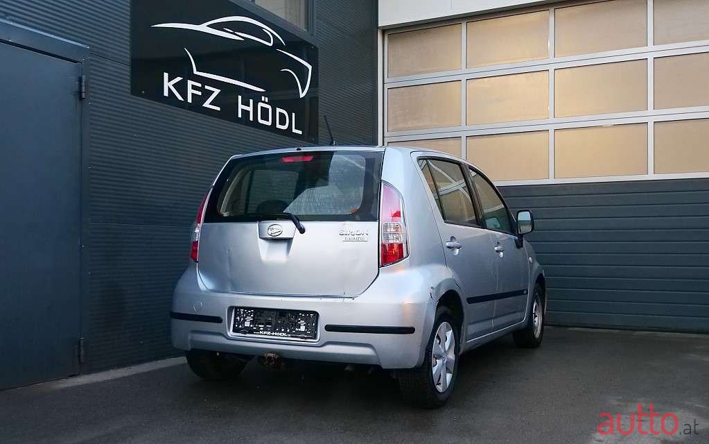 2008' Daihatsu Sirion photo #1