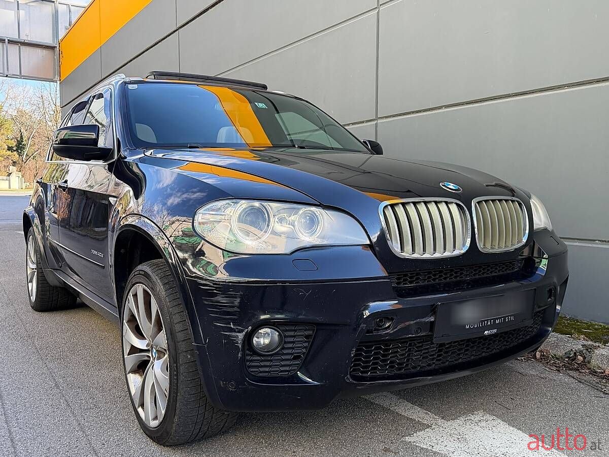 2012' BMW X5 photo #1