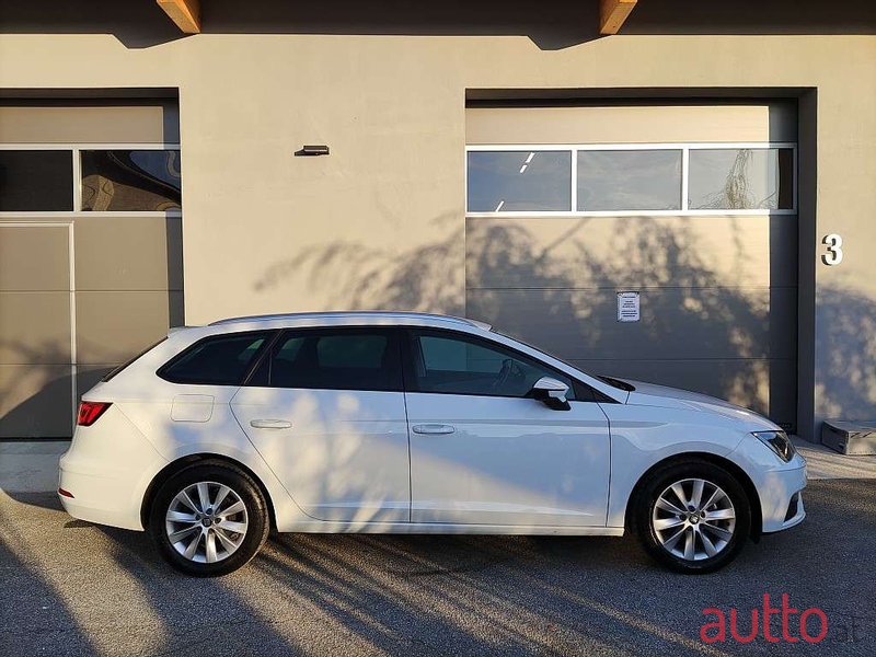 2019' SEAT Leon photo #5