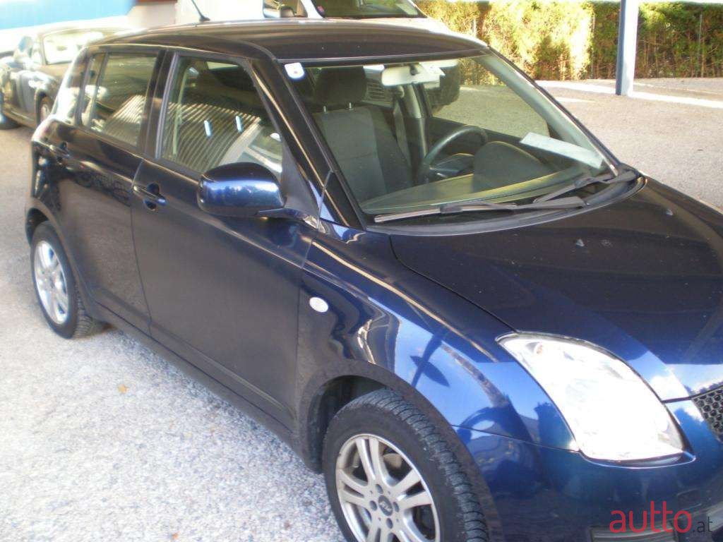 2009' Suzuki Swift photo #2