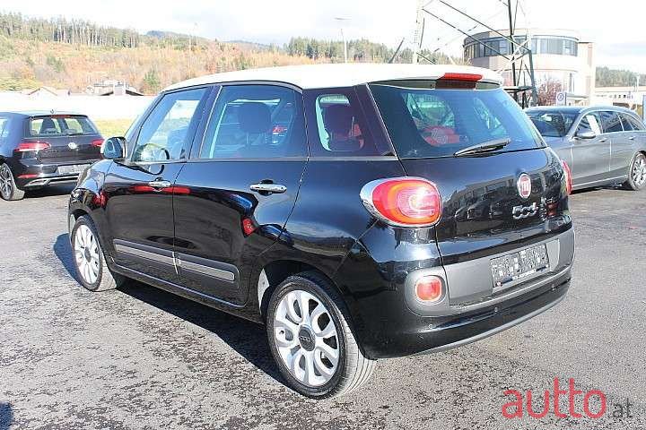 2013' Fiat 500L photo #5