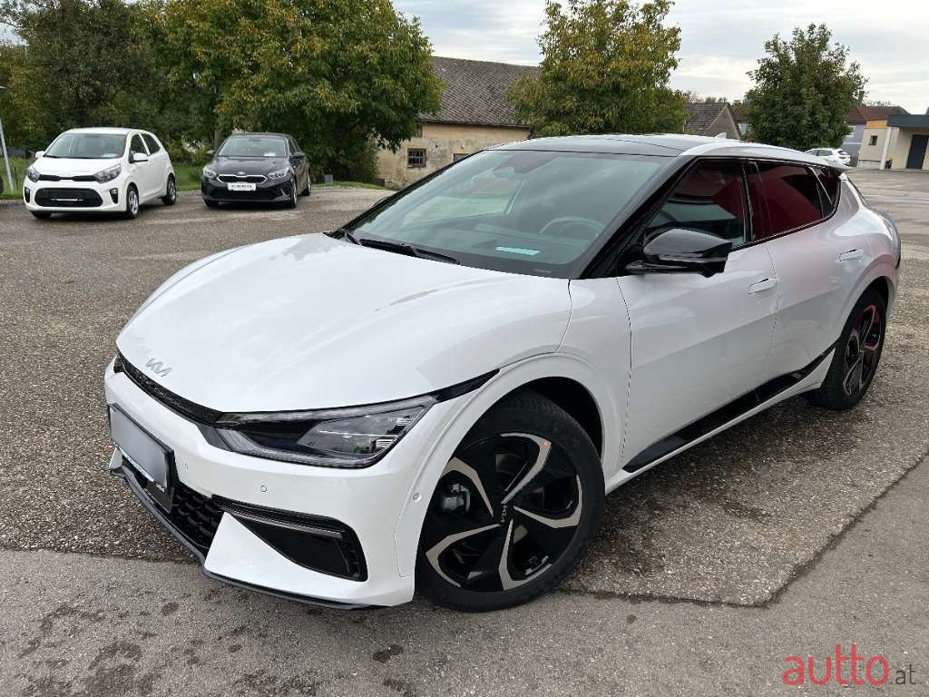 2023' Kia EV6 photo #5