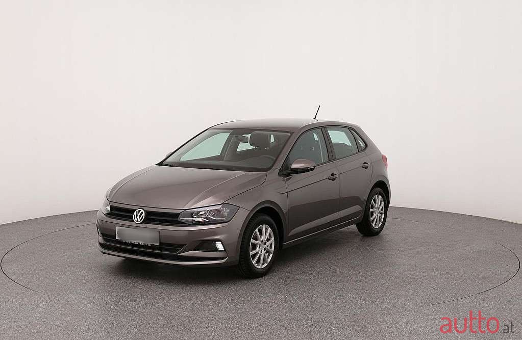 2019' Volkswagen Polo photo #1