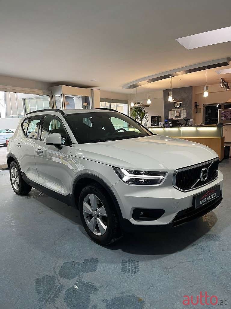2018' Volvo Xc40 photo #3