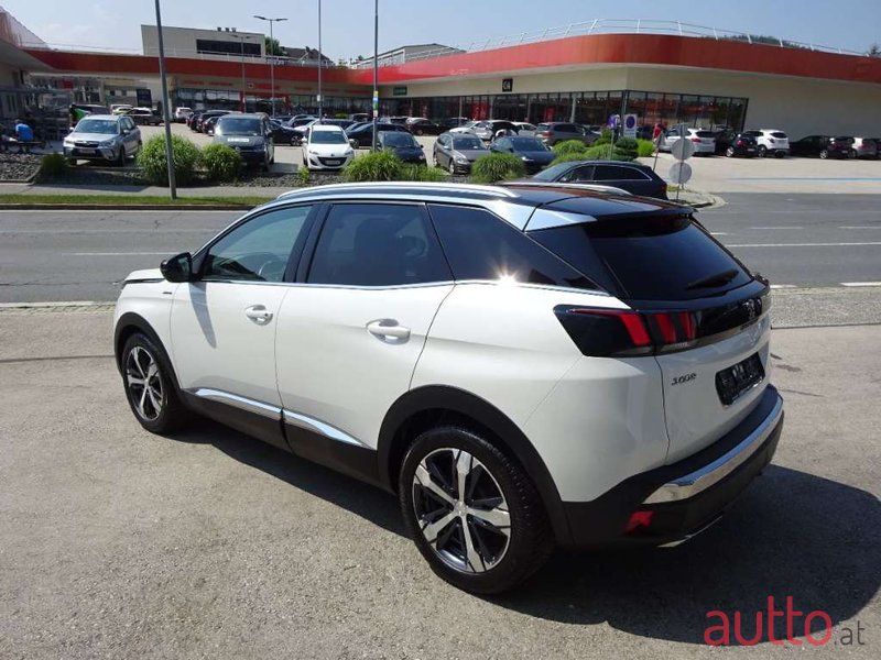 2018' Peugeot 3008 photo #6