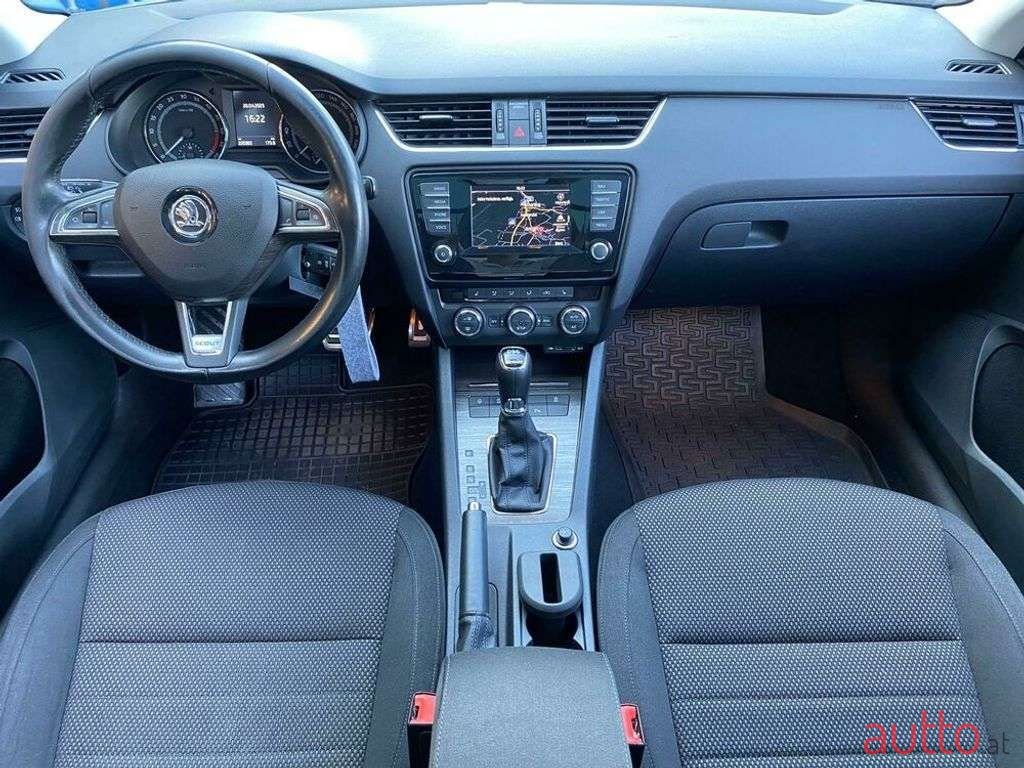 2015' Skoda Octavia photo #6