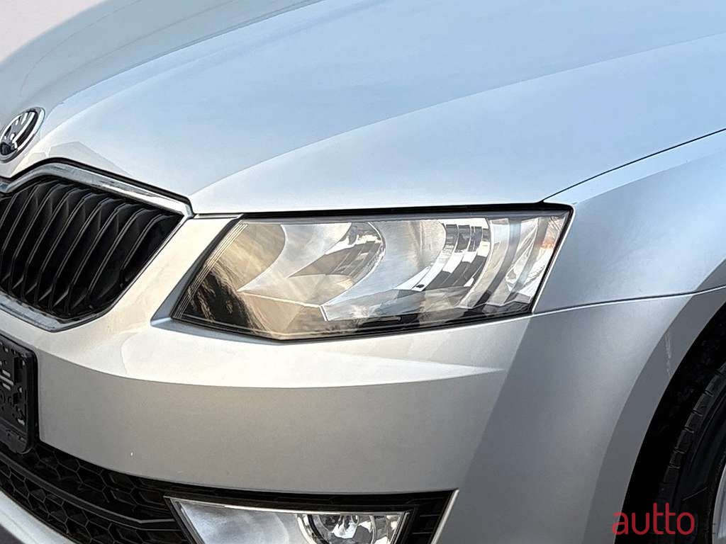 2016' Skoda Octavia photo #5