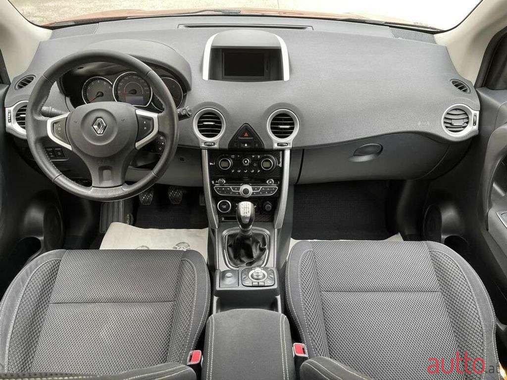 2012' Renault Koleos photo #5