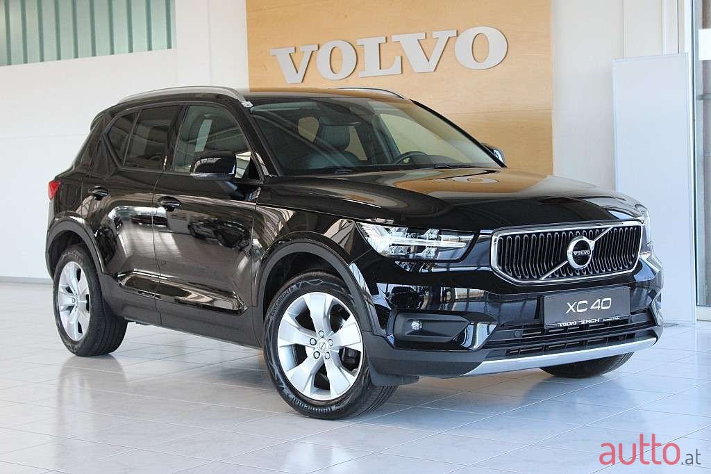 2020' Volvo Xc40 photo #1