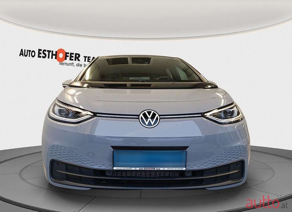 2022' Volkswagen ID.3 photo #2