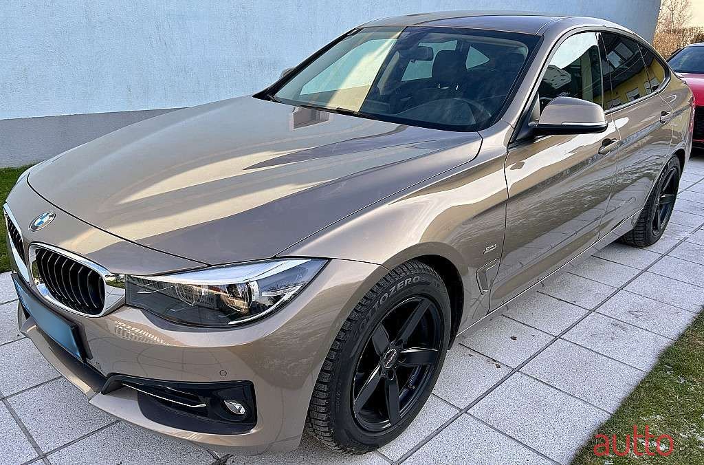 2016' BMW 3Er-Reihe photo #6