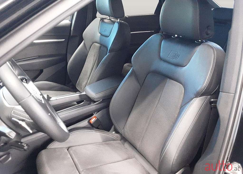 2021' Audi e-tron photo #6