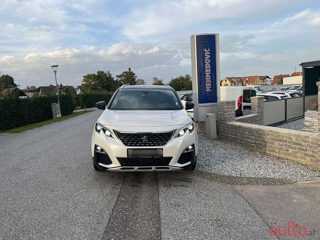 2017' Peugeot 5008 photo #3