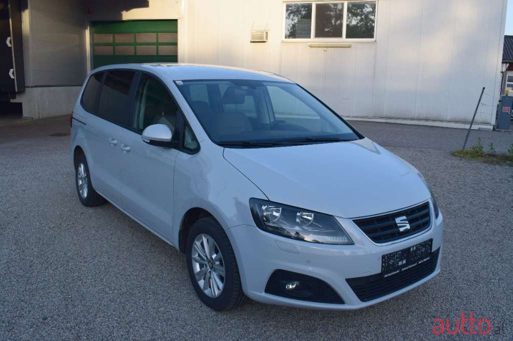 2017' SEAT Alhambra photo #3
