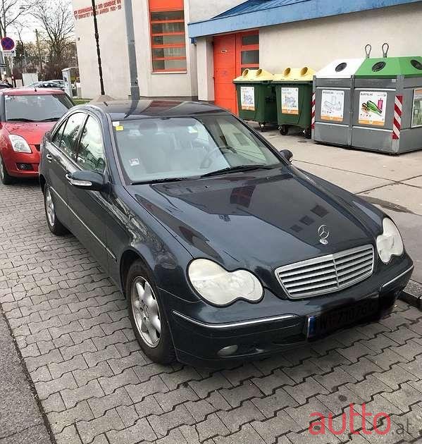 2003' Mercedes-Benz C-Klasse photo #1
