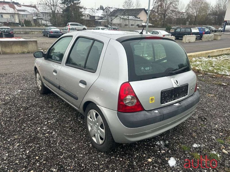 2006' Renault Clio photo #3