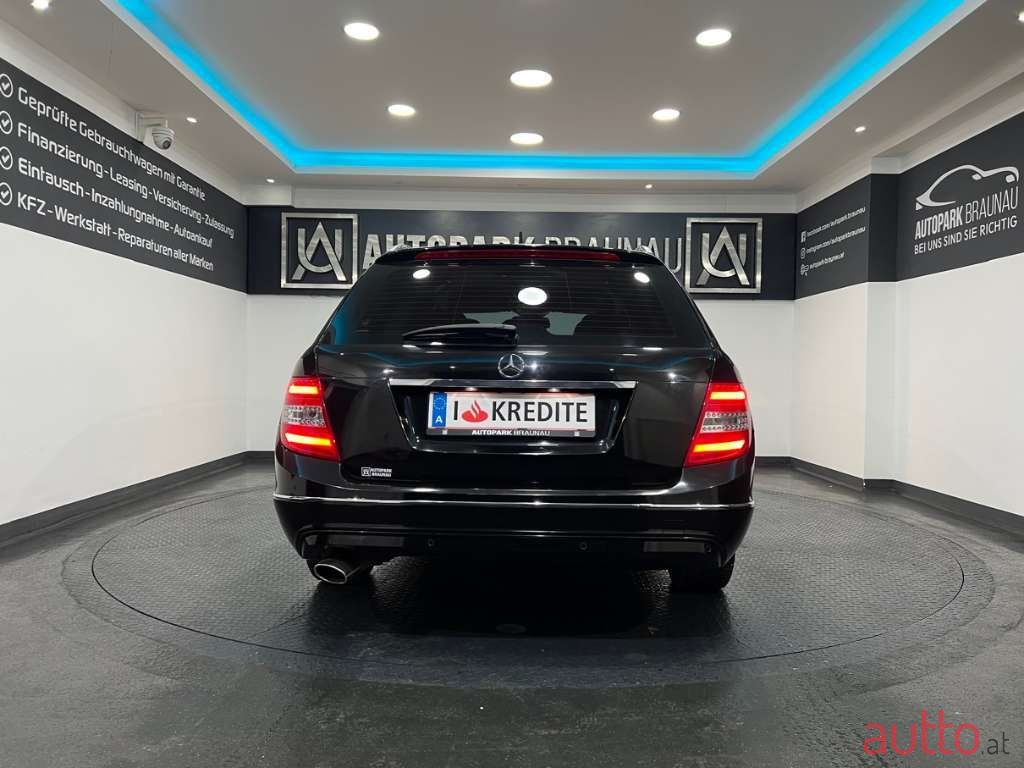 2013' Mercedes-Benz C-Klasse photo #5