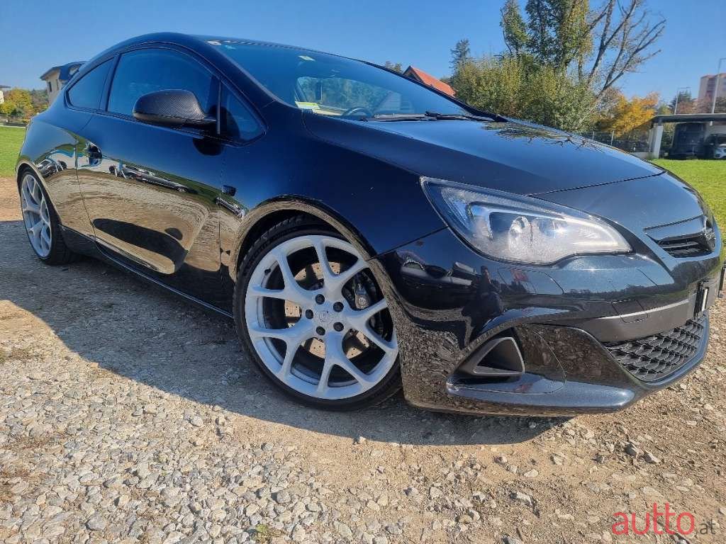 2014' Opel Astra photo #1