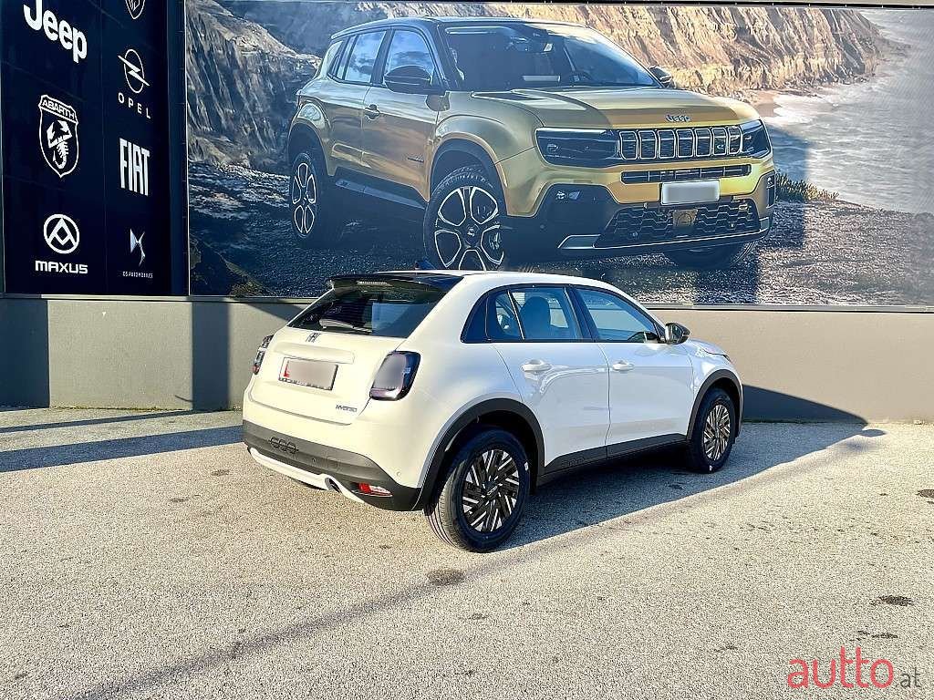 2024' Fiat 600 photo #4