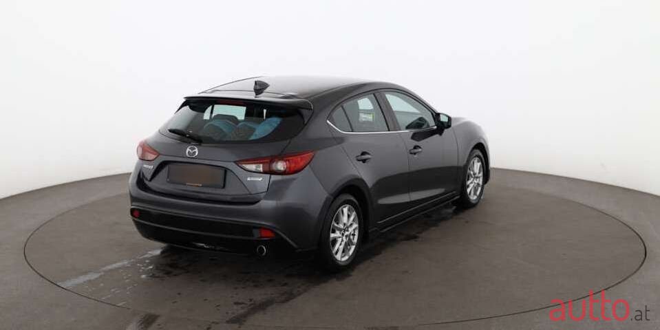 2016' Mazda Mazda3 photo #3