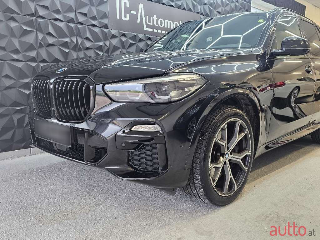 2019' BMW X5 photo #2