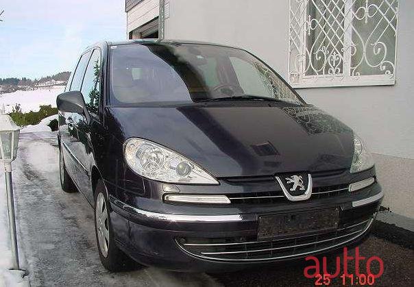 2009' Peugeot 807 photo #1