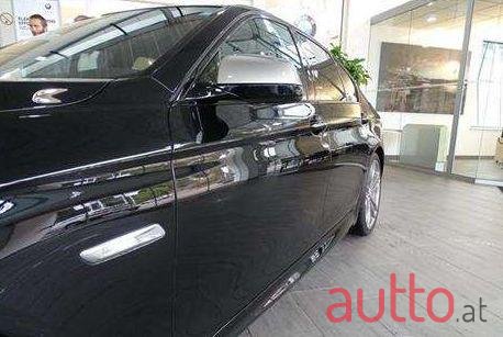 2013' BMW 5Er-Reihe photo #2