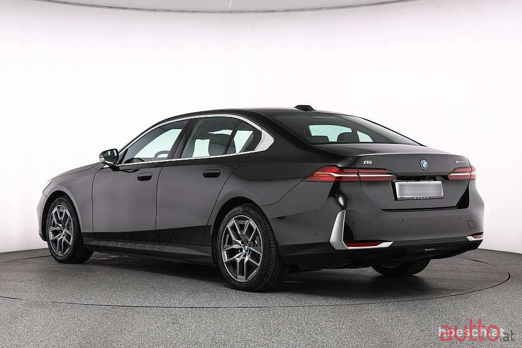 2024' BMW I5 photo #4