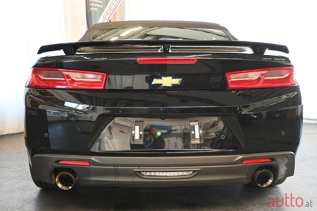 2019' Chevrolet Camaro photo #3