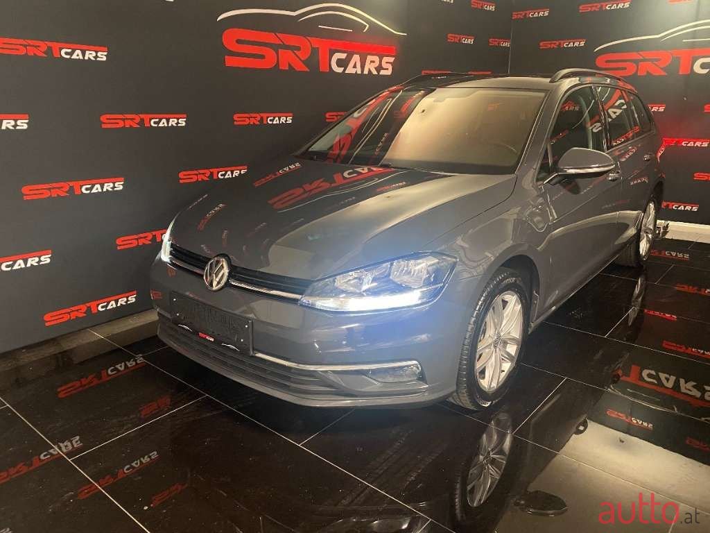2018' Volkswagen Golf photo #1