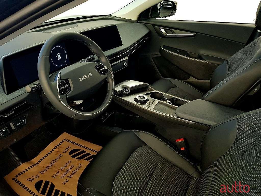 2023' Kia EV6 photo #5