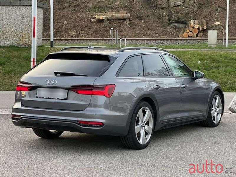 2021' Audi A6 Allroad photo #5