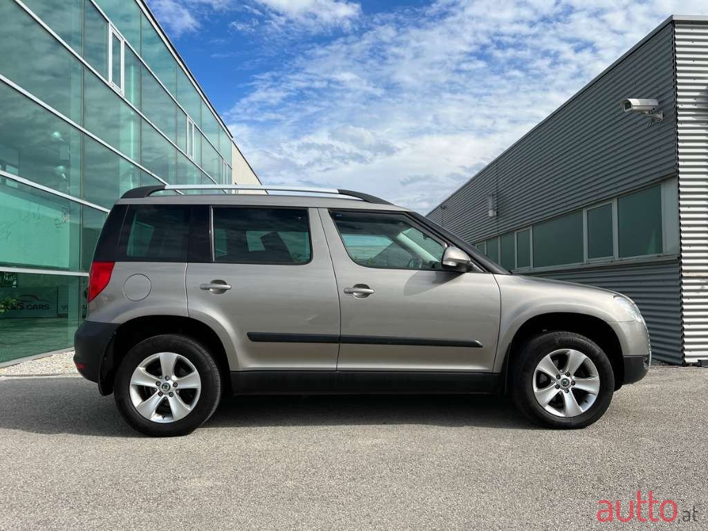 2010' Skoda Yeti photo #2