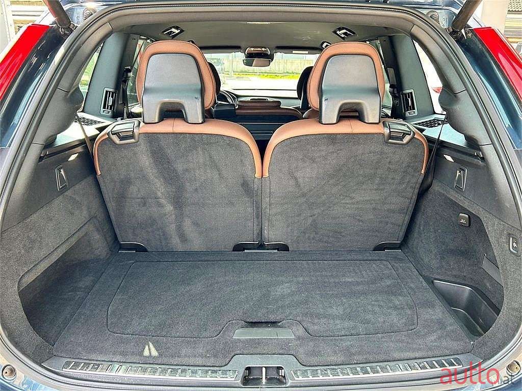 2020' Volvo XC90 photo #5