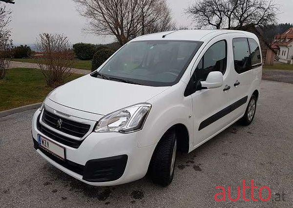 2016' Peugeot Partner photo #1