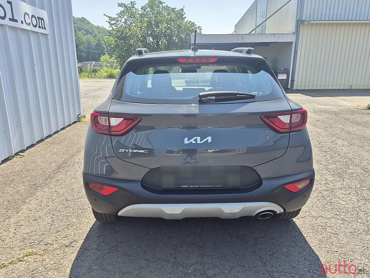 2023' Kia Stonic photo #5