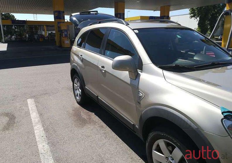 2010' Chevrolet Captiva photo #1