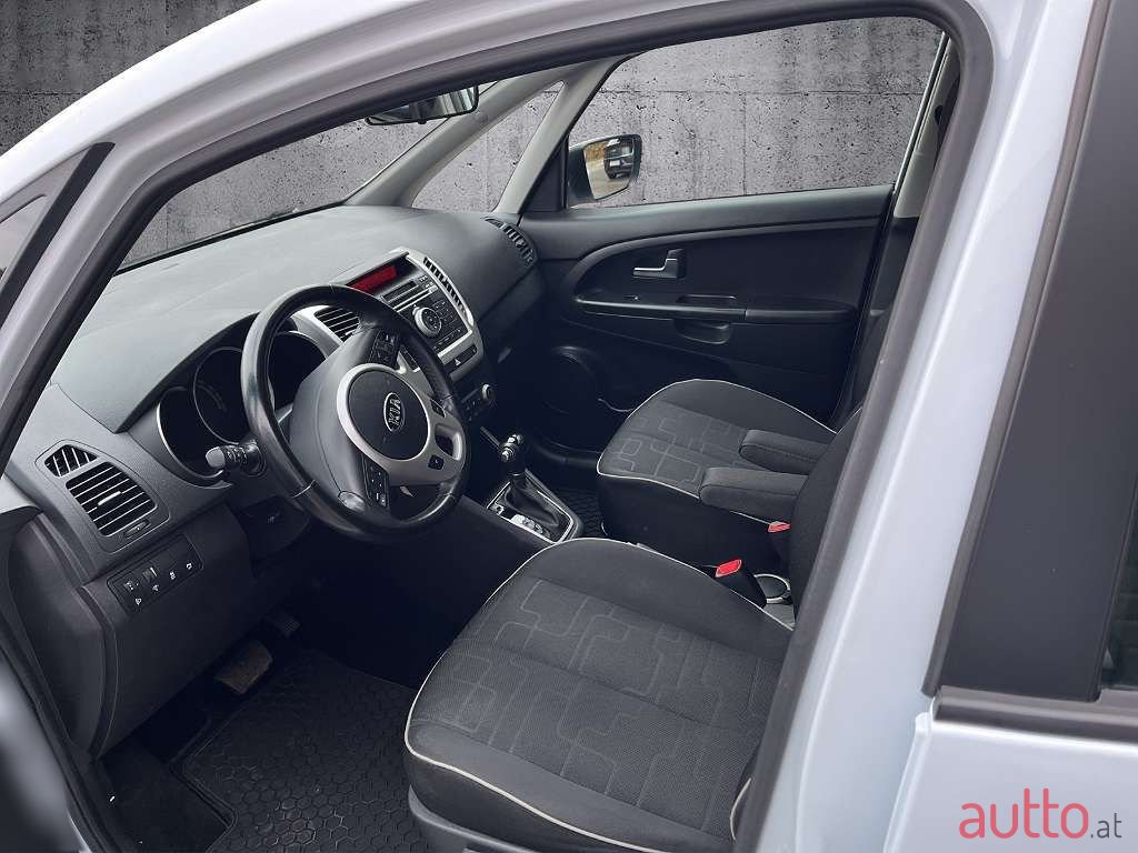 2017' Kia Venga photo #6