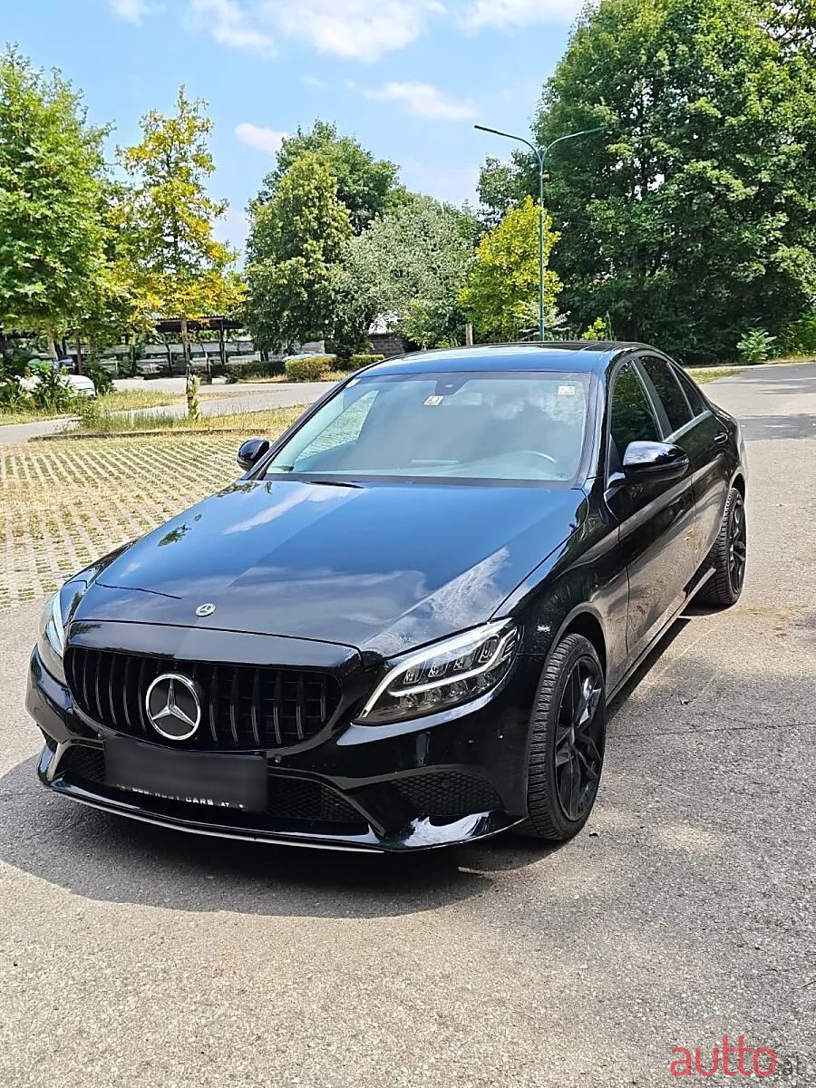 2019' Mercedes-Benz C-Klasse photo #1